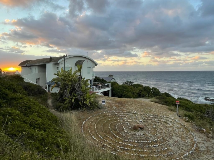 5 Bedroom Property for Sale in Vermont Western Cape